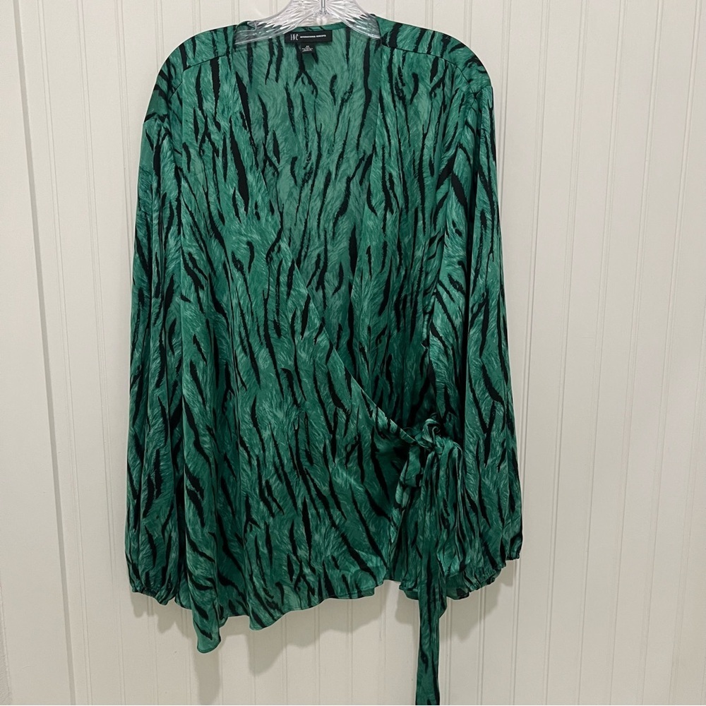 Green Zebra Print wrap Blouse 4X